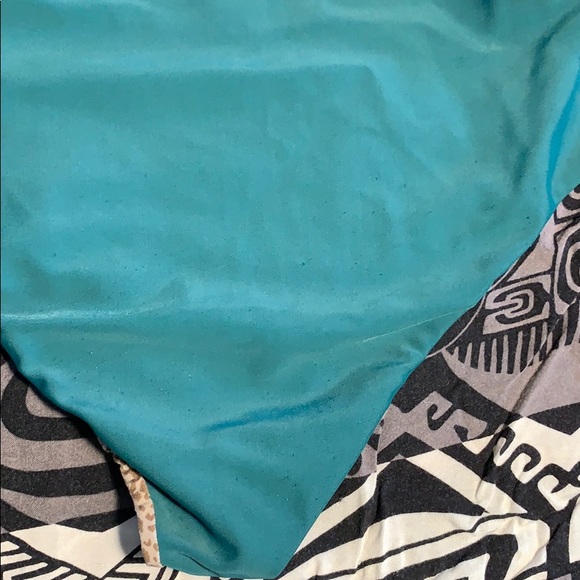 Acacia One Piece - Picture 4 of 4